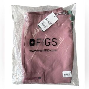 Figs Women's Yola Scrub Pants in Mauve